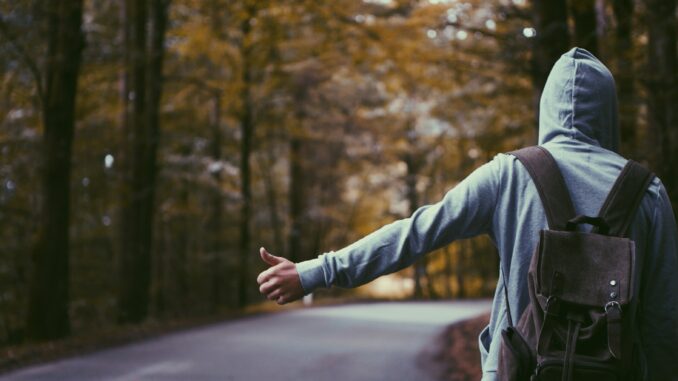 Hitchhiking_atlas-green-unsplash